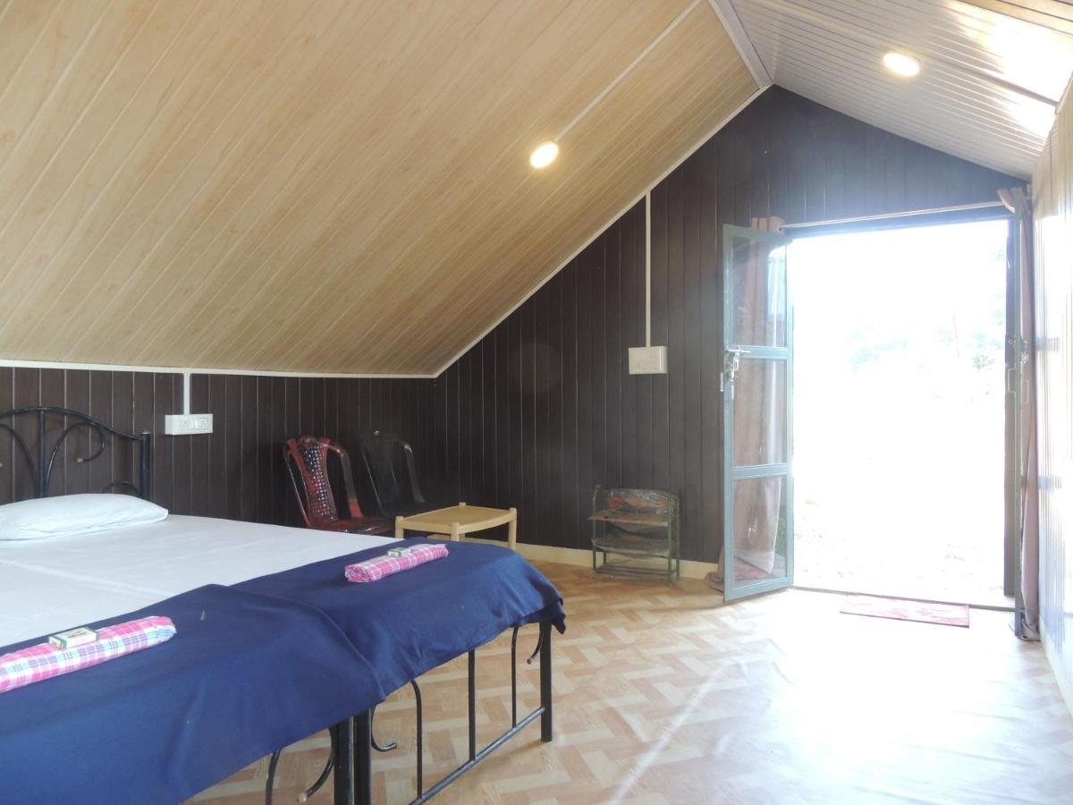 Dandeli Aura Apartment Bagian luar foto