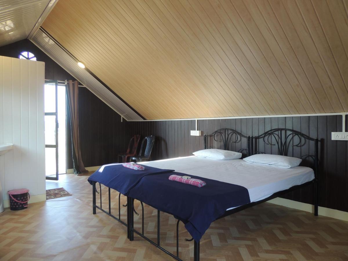 Dandeli Aura Apartment Bagian luar foto